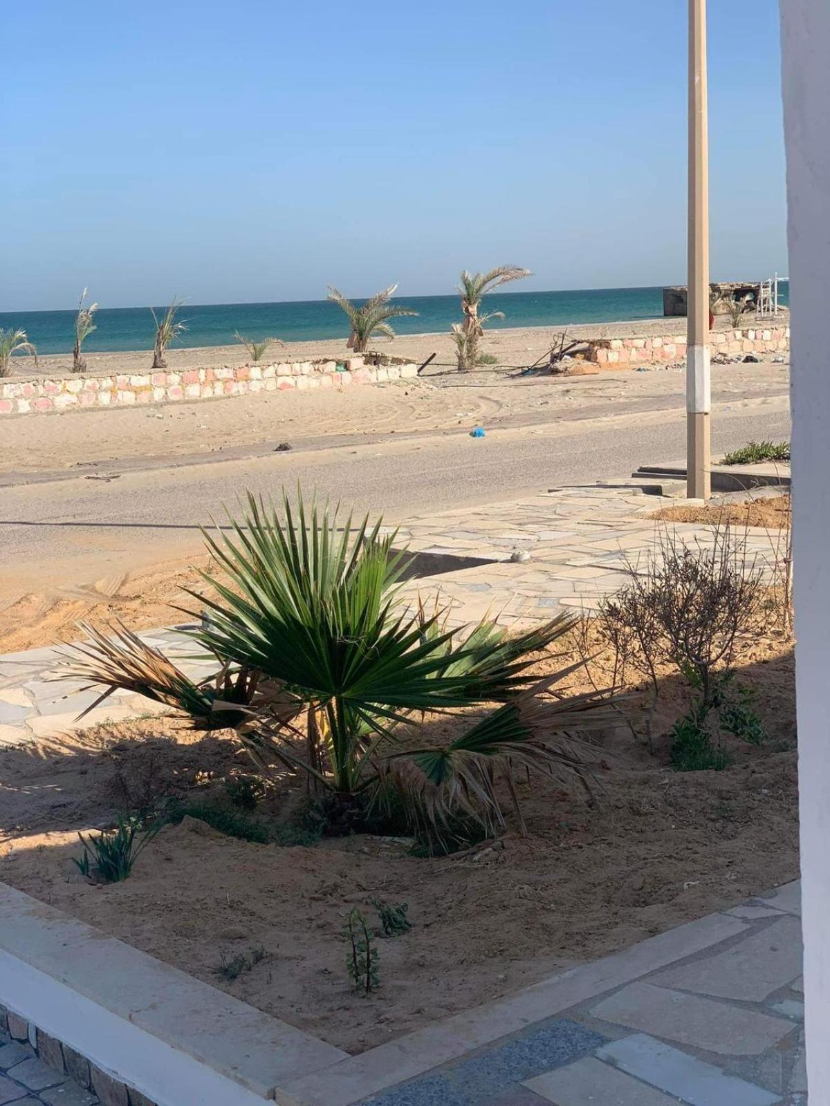Holiday Home By The Sea, Gabes Ngoại thất bức ảnh