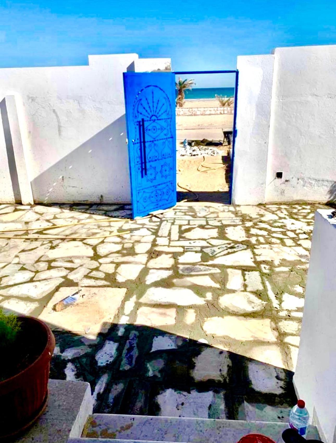Holiday Home By The Sea, Gabes Ngoại thất bức ảnh