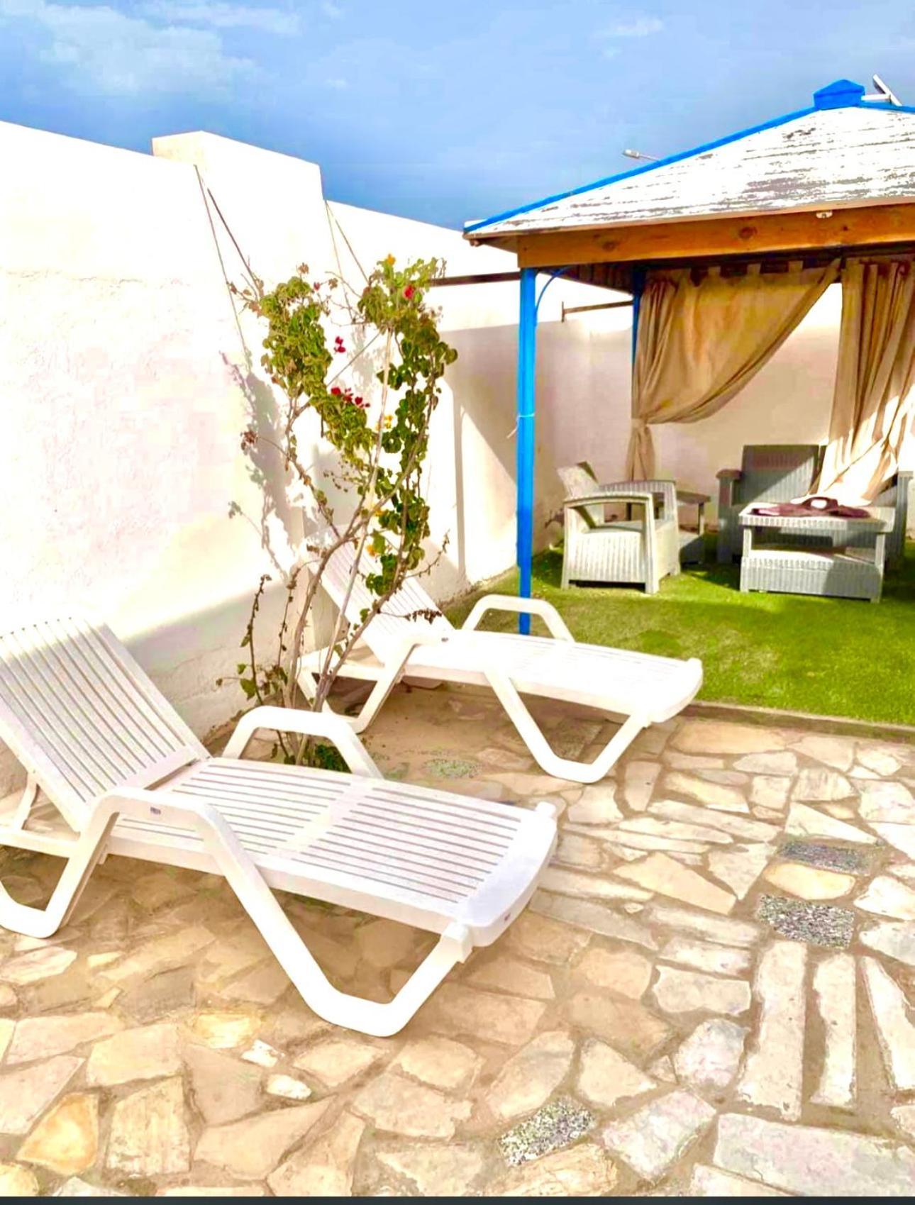 Holiday Home By The Sea, Gabes Ngoại thất bức ảnh